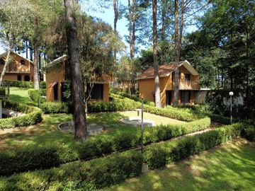 ESPECTACULAR QUINTA EN VENTA CON CABAÑAS