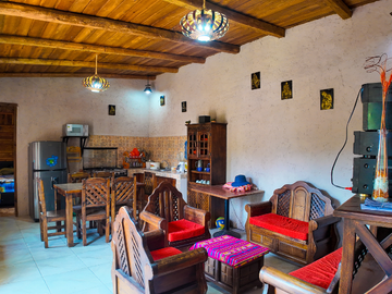 Casa de venta en Paute, Sector Uzhupud