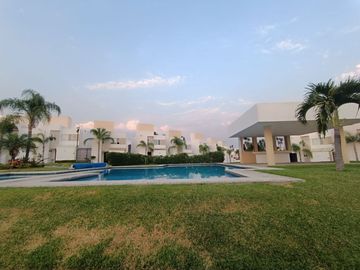 VENTA CASA FRAC. CASCADA, OAXTEPEC.