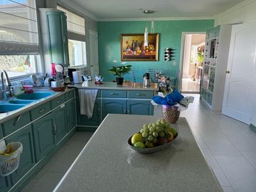 Hermosa Casa Independiente en El Sector de San Rafael Dentro de Conjunto