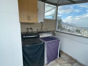 CASA DE VENTA en la ELOY ALFARO, Calle CAPRI cerca del TERMINAL TERESTRE DE CARCELEN
