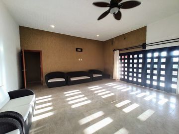 JIUTEPEC CLUB DE GOLF HDA. SAN GASPAR CASA EN VENTA CON VISTA PANORÁMICA