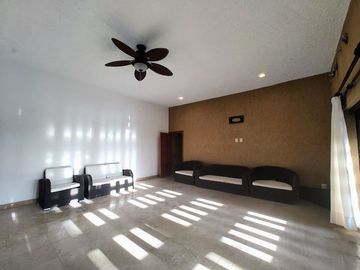JIUTEPEC CLUB DE GOLF HDA. SAN GASPAR CASA EN VENTA CON VISTA PANORÁMICA