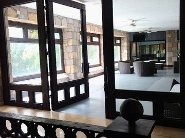 JIUTEPEC CLUB DE GOLF HDA. SAN GASPAR CASA EN VENTA CON VISTA PANORÁMICA