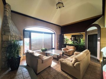 JIUTEPEC CLUB DE GOLF HDA. SAN GASPAR CASA EN VENTA CON VISTA PANORÁMICA