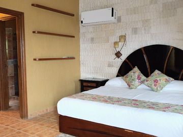 JIUTEPEC CLUB DE GOLF HDA. SAN GASPAR CASA EN VENTA CON VISTA PANORÁMICA