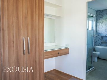 NEWLY CONSTRUCTED 4 BEDROOM UNIT LOCATED AT IMUS, CAVITE