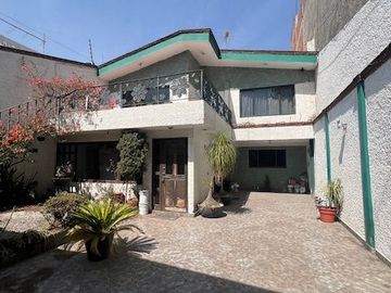 ¡SUPER PRECIO!. Increible casa en San Lorenzo Xicoténcatl, Iztapalapa, Ciudad de México.