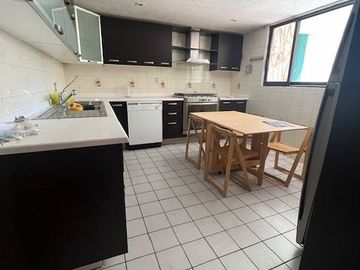 ¡SUPER PRECIO!. Increible casa en San Lorenzo Xicoténcatl, Iztapalapa, Ciudad de México.
