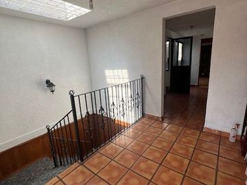 ¡SUPER PRECIO!. Increible casa en San Lorenzo Xicoténcatl, Iztapalapa, Ciudad de México.