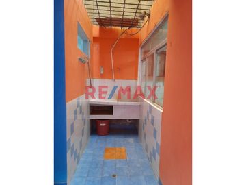 Venta De Casa En Villa Maria Del Triunfo Excelente Oportunidad