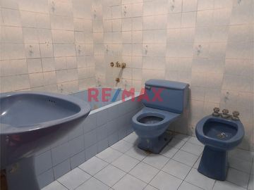 Venta De Casa En Villa Maria Del Triunfo Excelente Oportunidad