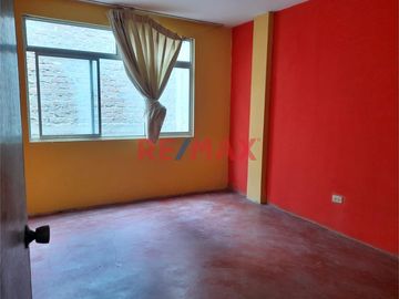 Venta De Casa En Villa Maria Del Triunfo Excelente Oportunidad