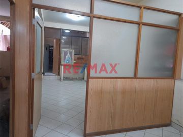 Venta De Casa En Villa Maria Del Triunfo Excelente Oportunidad