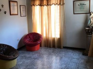 Se venda casa en América Niza
