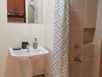 2 bedroom ready for occupancy rent to own in makati city dela rosa magallanes san antonio yakal malugay palanan pio del pillar condominium in makati n