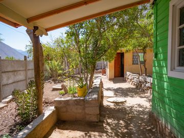 Venta de Sitio Urbano de 590 m2 con 2 Casas. Peralillo, Valle del Elqui. $75 millones