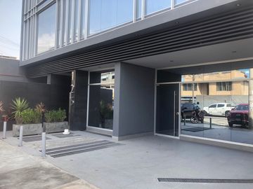 Vendo Local Comercial y Oficina La Victoria