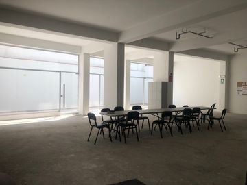 Vendo Local Comercial y Oficina La Victoria