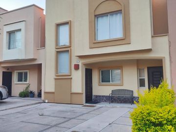 Casa en renta en Corceles Residencial