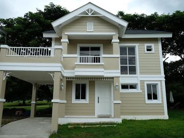 MARCIA-LUXURY PROPERTY AT STA ROSA