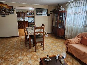 Venta de casa rentera en Quito norte, Bicentenario, San Pedro Claver