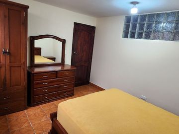 Venta de casa rentera en Quito norte, Bicentenario, San Pedro Claver