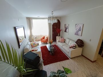 ¡OCASIÓN! VENTA DE CASA EN BUSTAMANTE - AREQUIPA