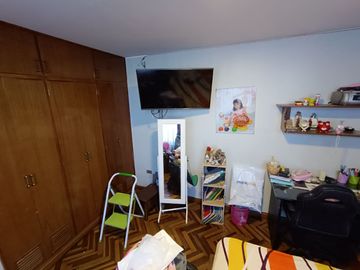 ¡OCASIÓN! VENTA DE CASA EN BUSTAMANTE - AREQUIPA