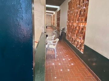 SE VENDE COMO TERRENO, MAGNIFICA PROPIEDAD EN VENTA IDEAL PARA INVERSIONISTAS.