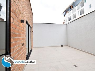Paseo Tres de Noviembre, Venta de Hermoso Apartamento