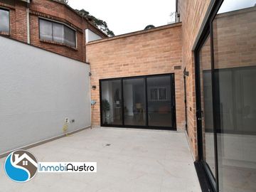 Paseo Tres de Noviembre, Venta de Hermoso Apartamento