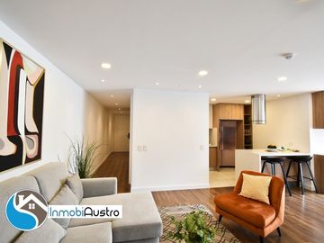 Paseo Tres de Noviembre, Venta de Hermoso Apartamento