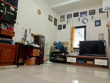 Rumah 2 Lantai Luas 175 di Candi ABM Sukarno Hatta Suhat Malang