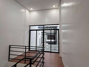 3-Storey Townhouse for Sale in Quezon City near E. Rod and Banawe Streets / Welcome Rotonda