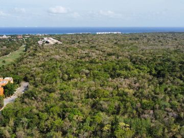 Condo con jardín, y alberca privada, Zona grill venta, Playacar, Playa del Carmen