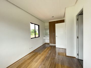 Affordable Brand New RFO 3-Bedroom Single Detached House and Lot for sale at The Parkplace Village in Imus Cavite