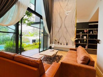 Newly built modern style house with private swimming pool near the city of Chiang Mai Location: Tha Wang Tan Subdistrict, Hang Dong District, Chiang M