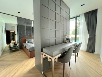 Newly built modern style house with private swimming pool near the city of Chiang Mai Location: Tha Wang Tan Subdistrict, Hang Dong District, Chiang M