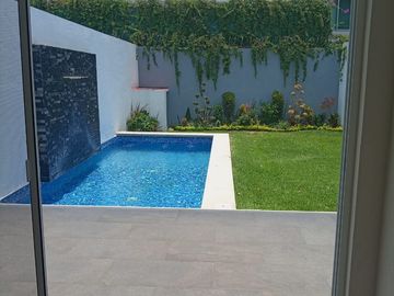 CASA NUEVA TOTALMENTE EQUIPADA EN YAUTEPEC, MORELOS