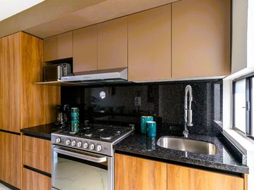 Casa en condominio con amenidades y alberca a unos minutos de Cuernavaca.