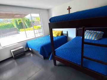 Casa de Venta en Valle de Yunguilla sector Atalaya, Azuay, Ecuador