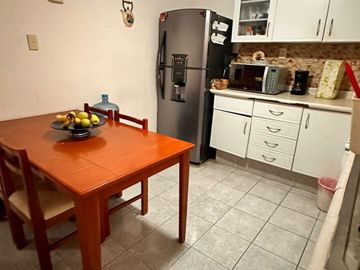 VENTA DE CASA EN ESQUINA CON 5 HABITACIONES