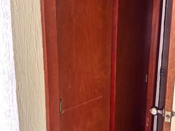 VENTA DE CASA EN ESQUINA CON 5 HABITACIONES