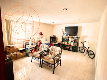 VENTA DE CASA EN ESQUINA CON 5 HABITACIONES