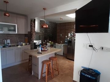 Vendo hermosa Casa Jardines del Sur