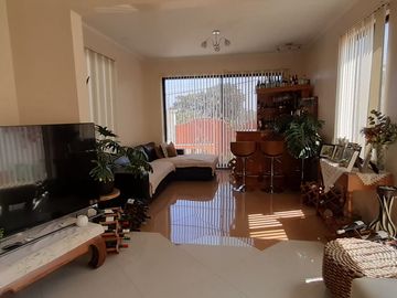 Vendo hermosa Casa Jardines del Sur