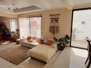 Vendo hermosa Casa Jardines del Sur