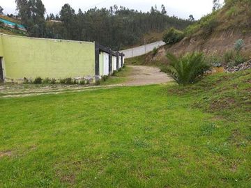 Se vende cabañas en Otavalo en funcionamiento