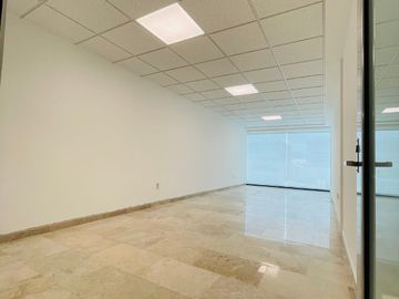 Renta de oficina en Corporativo ubicado en Juriquilla
